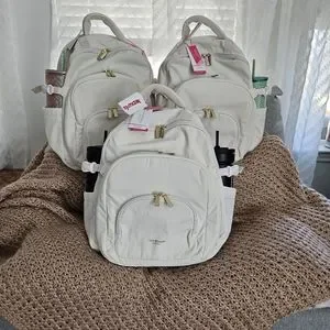 Isaac Mizrahi | Bags | Isaac Mizrahi Viral Tiktok Backpack  display picture 3